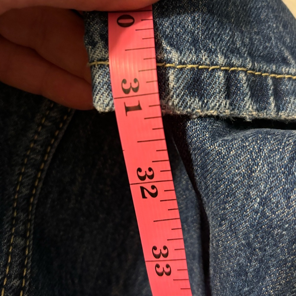 Distressed Blue Jeans - Picture 9 of 11